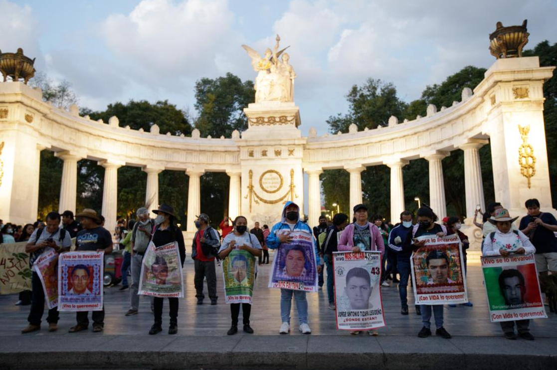 Caso Ayotzinapa ha caído en un bache tras informe de la Covaj