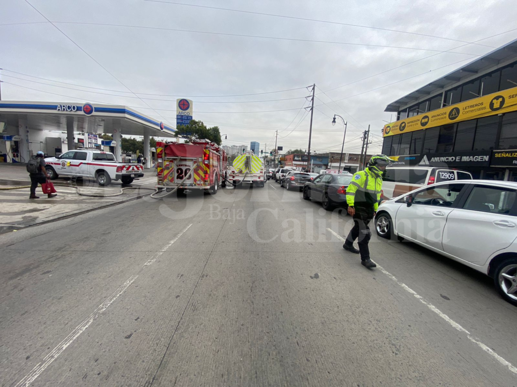 Incendio Consume Casa De Madera En La Zona Centro De Tijuana