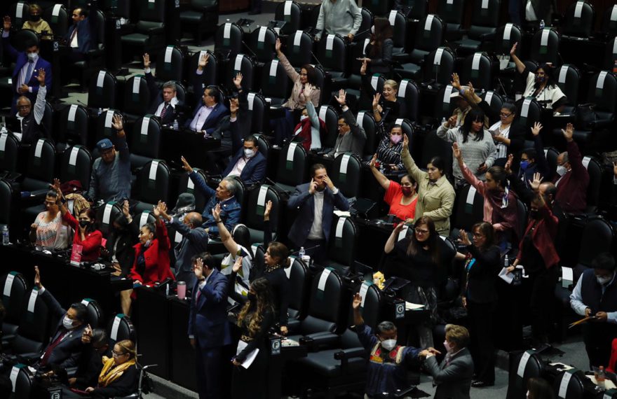 Cámara de Diputados, aprobación Ley de Ingresos. Foto Cristina Rodríguez / La Jornada