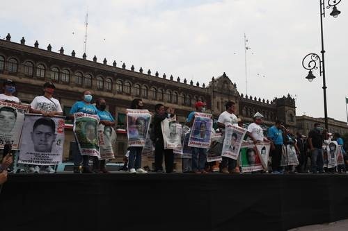 Palacio-Nacional-protesta