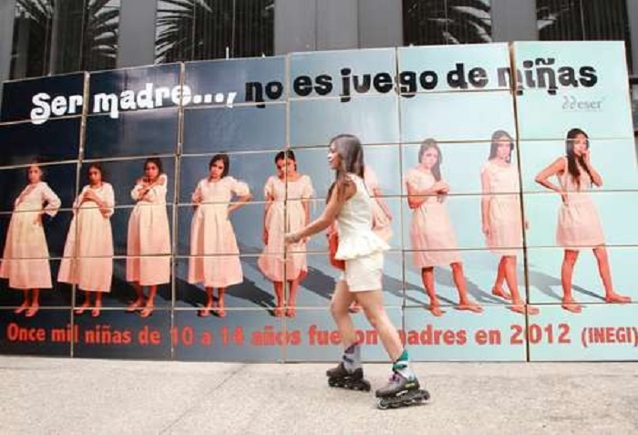 Embarazo adolescente. Foto Roberto García Ortiz / archivo La Jornada