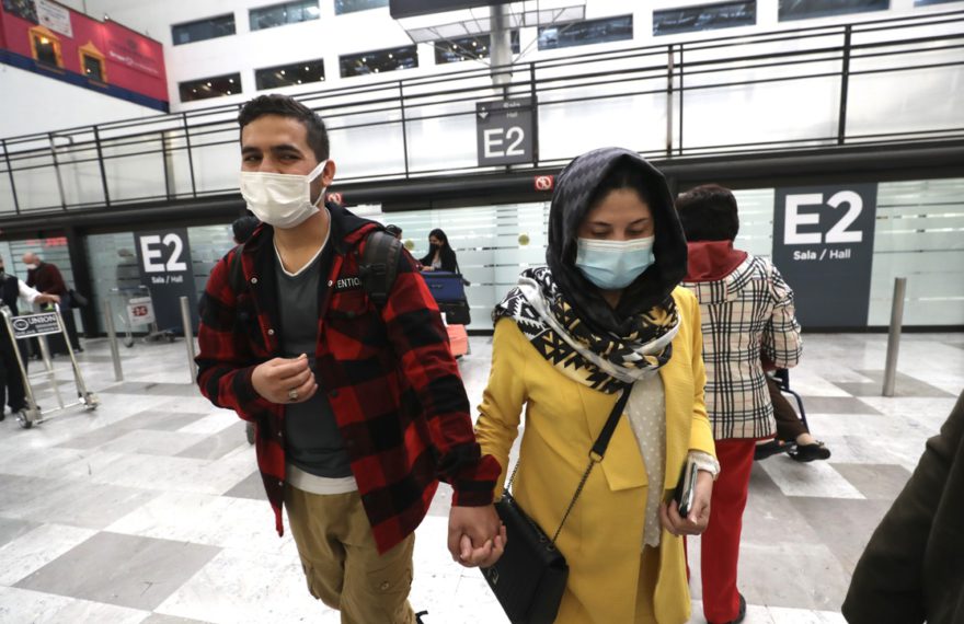 Pareja afgana deportada y regresada a México por intervención del Imumi. Foto Luis Castillo / La Jornada