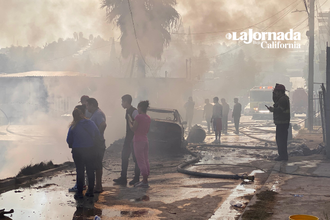 Un incendio se registró en la colonia Camino Verde, el 14 de noviembre de 2024.