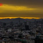 De acuerdo con el reporte meteorológico, para este viernes se prevé una temperatura máxima de 22 °C y una mínima de 17 °C.