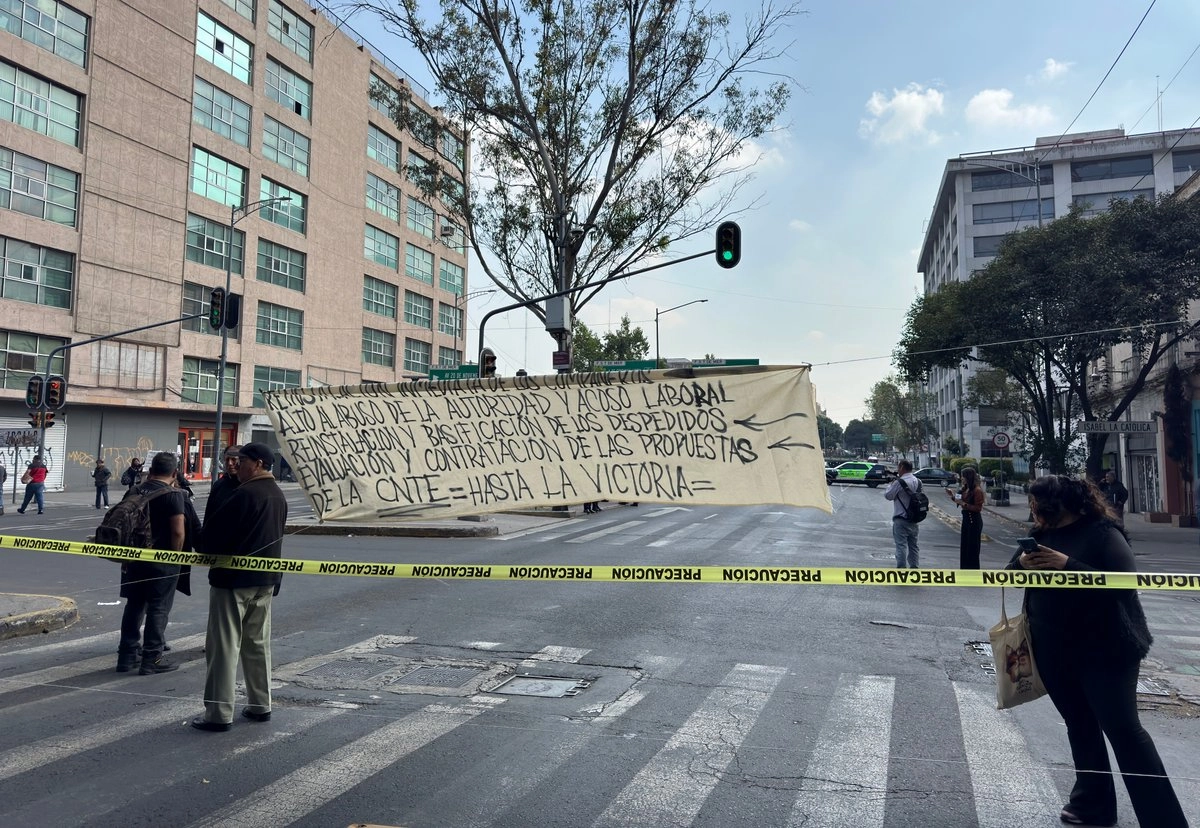 Analiza CNTE en asamblea un paro de 72 horas
